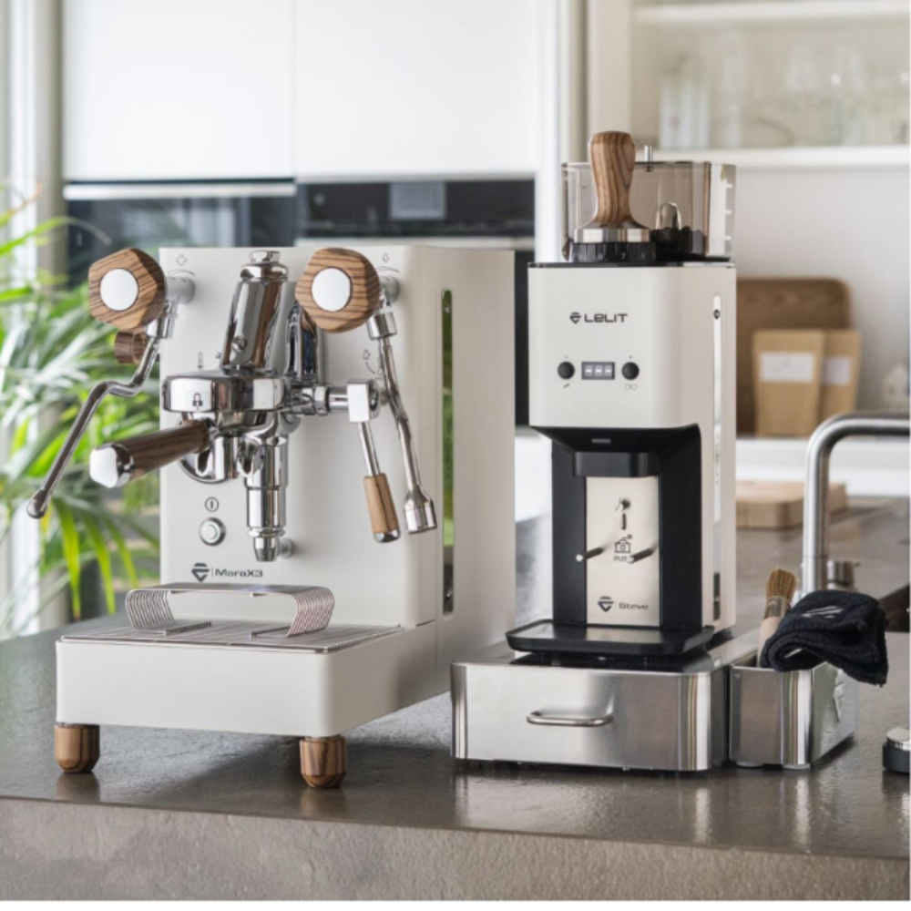 Lelit MaraX V3 espresso machine